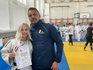 C638426F-364B-4B2D-99ED-5510AD31A5DD.jpeg C638426F-364B-4B2D-99ED-5510AD31A5DD.jpeg